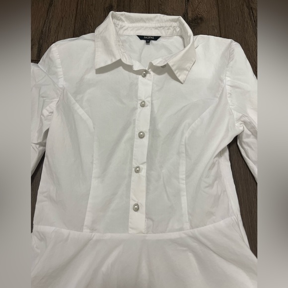 White dress size M - Picture 2 of 5